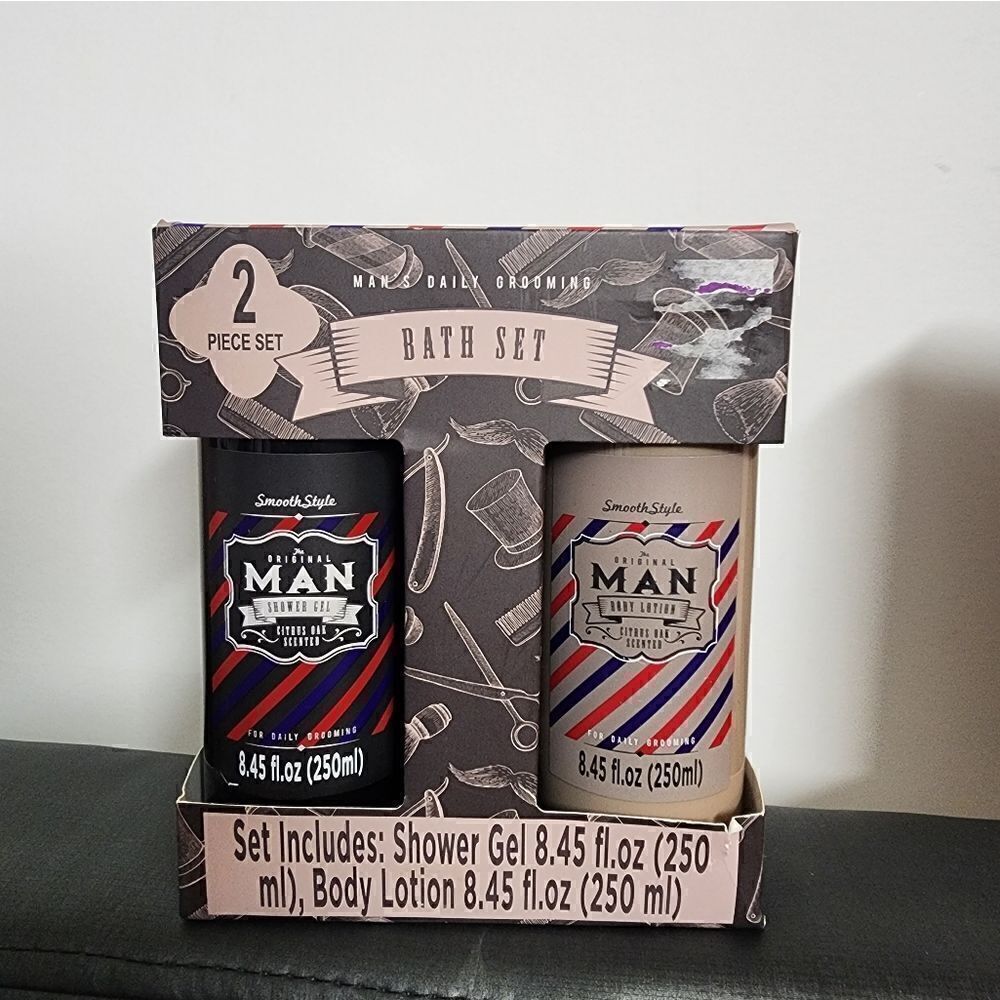 Man's Daily Grooming Bath Set Shower Gel Body Lotion New Sealed. Father's Day